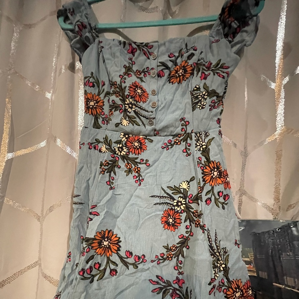 Blue flower print dress